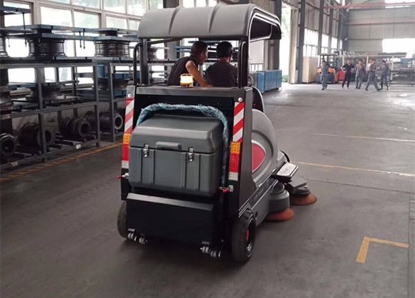 自動(dòng)清掃車的功能